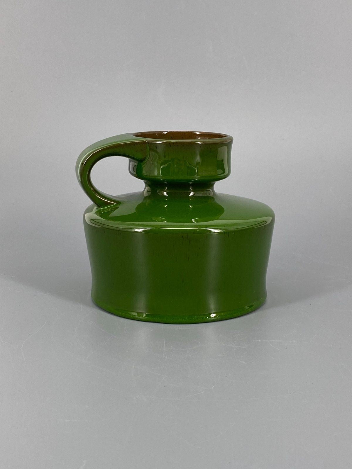 * VASE STUDIOKERAMIK KRUG HENKEL GRÜN GLANZ VINTAGE BLUMENVASE