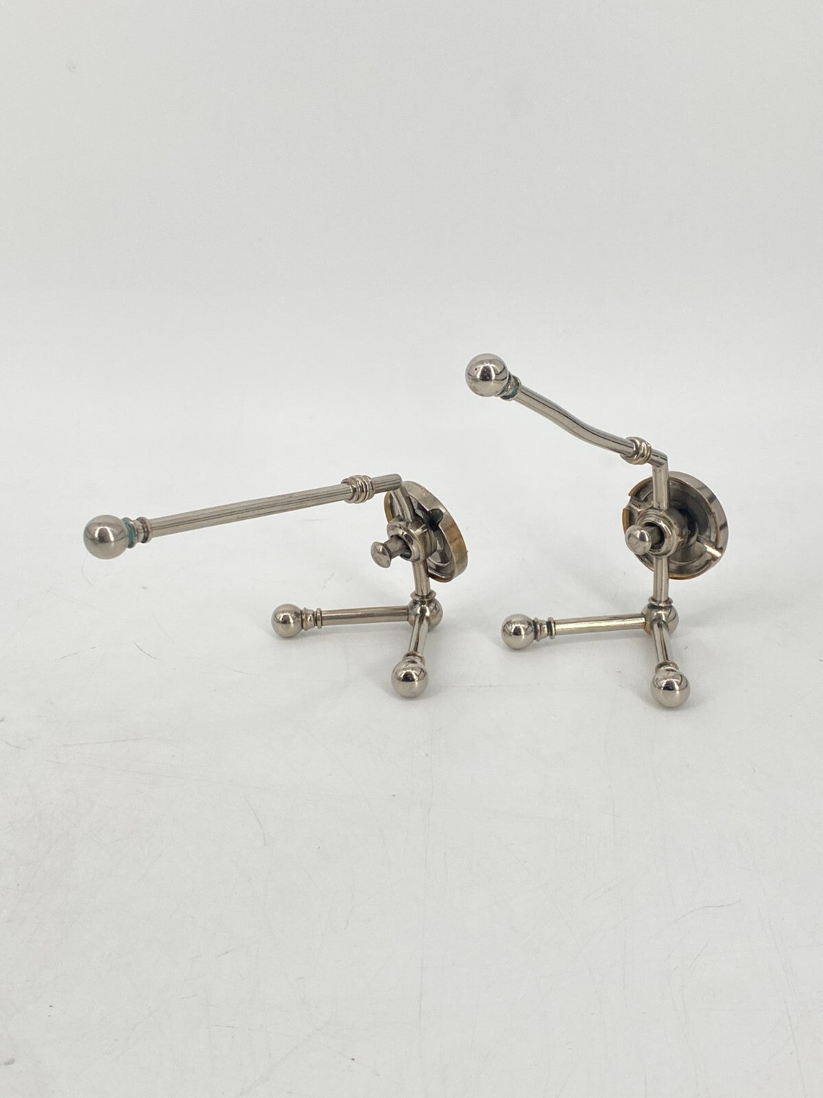 * 2 x KLEIDERHAKEN GARDEROBENHAKEN WANDHAKEN HAKEN SILBER ART DECO