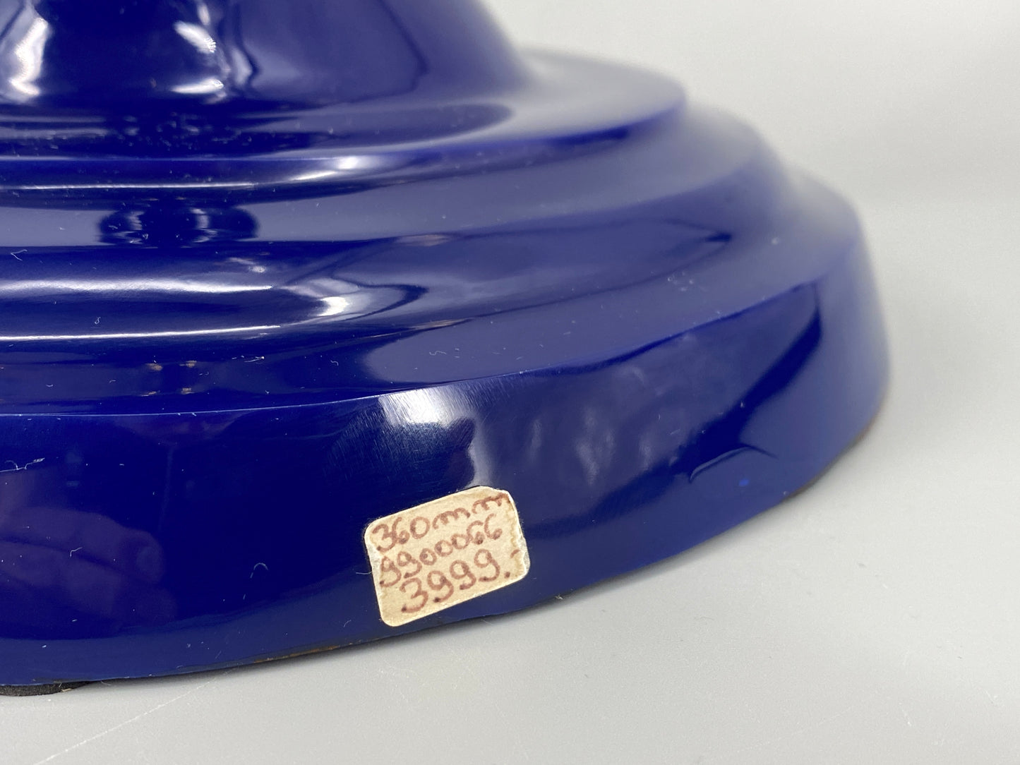 Große, imposante Weltkugel Globus mit Ländern aus eingelegten Halbedelsteinen und Perlmutt, 1990er