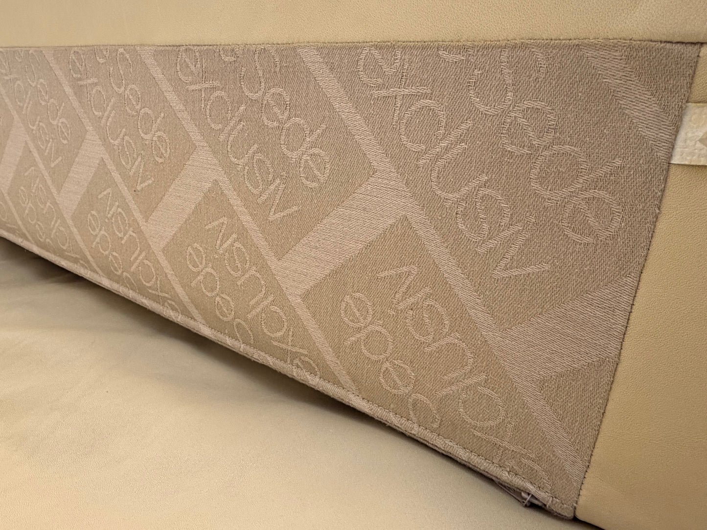 Couchgarnitur DS76 von De Sede aus cremefarbenem Leder mit Gästebettfunktion, Schweiz 1970er