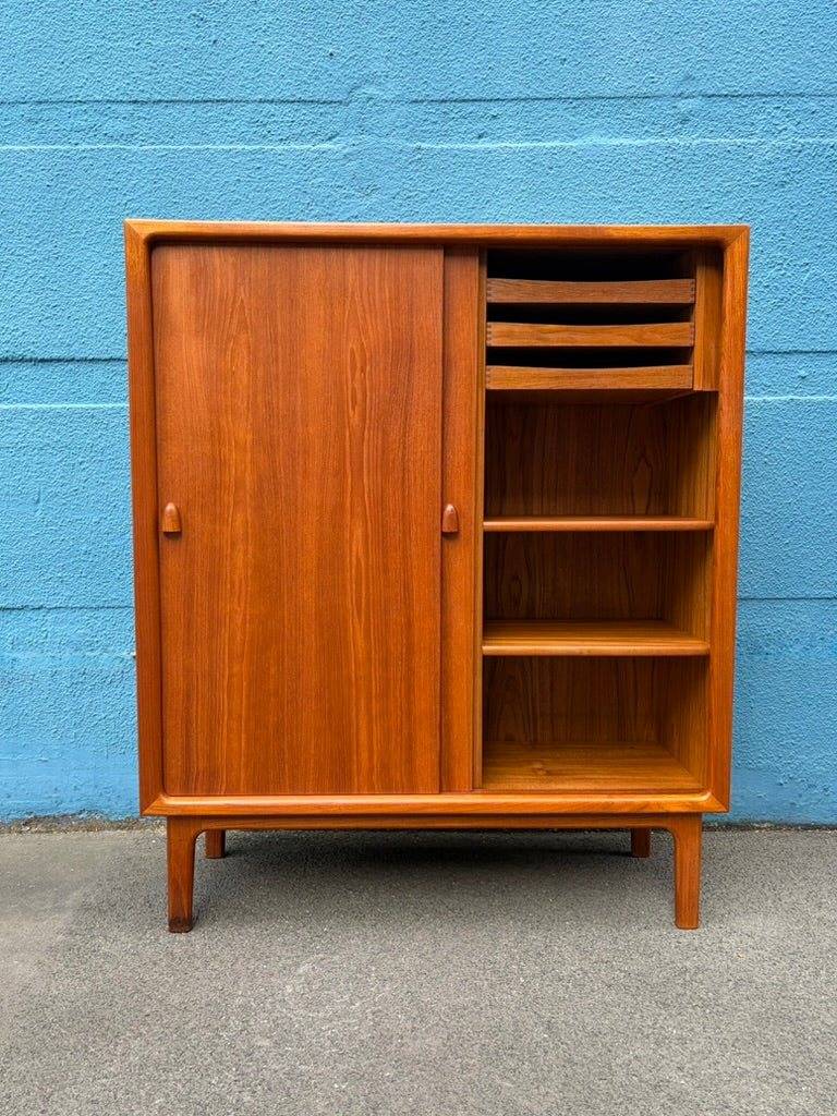 Mid Century Design Highboard aus Dänemark, 1960er