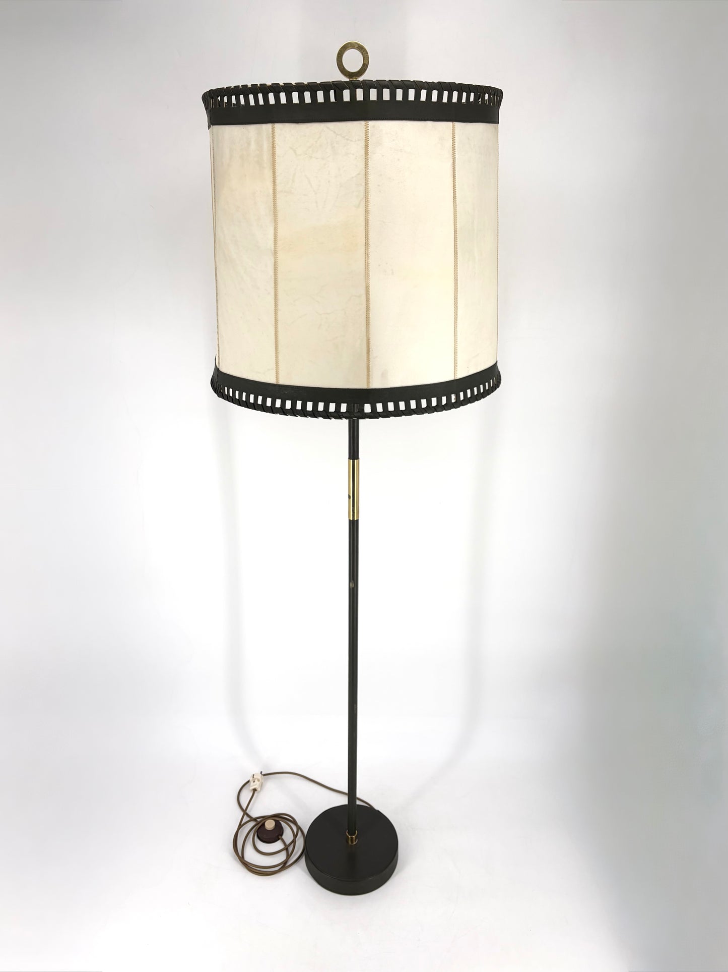 Seltene Mid Century Design Stehlampe von Charlotte Wawer Leuchten, mit Leder bezogen, Deutschland 1950er