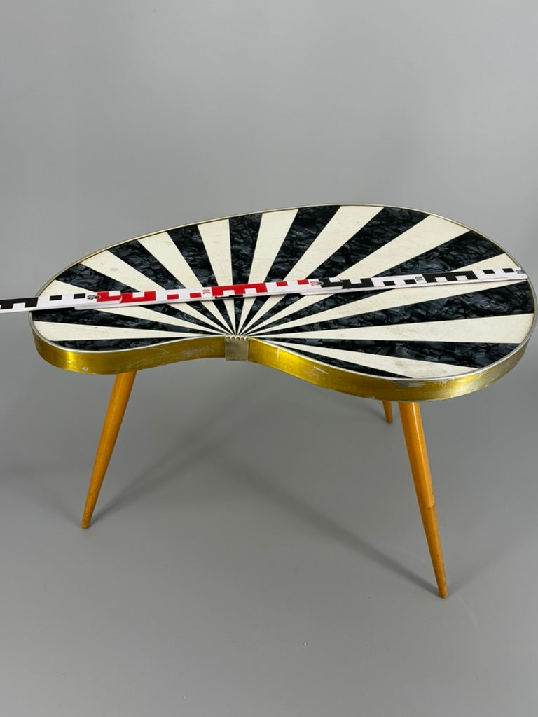 Nierentischchen mit Strahlendekor "Mehrzweckhocker Stern I/II" von AKTI Klingenthal, DDR 1950er