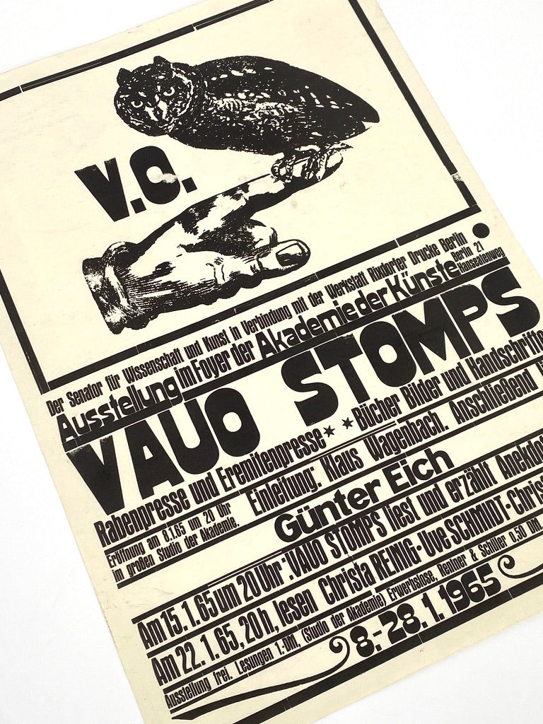 Plakat der Ausstellung über das Werk von V. O. Stomps in der Akademie der Künste, Deutschland 1965