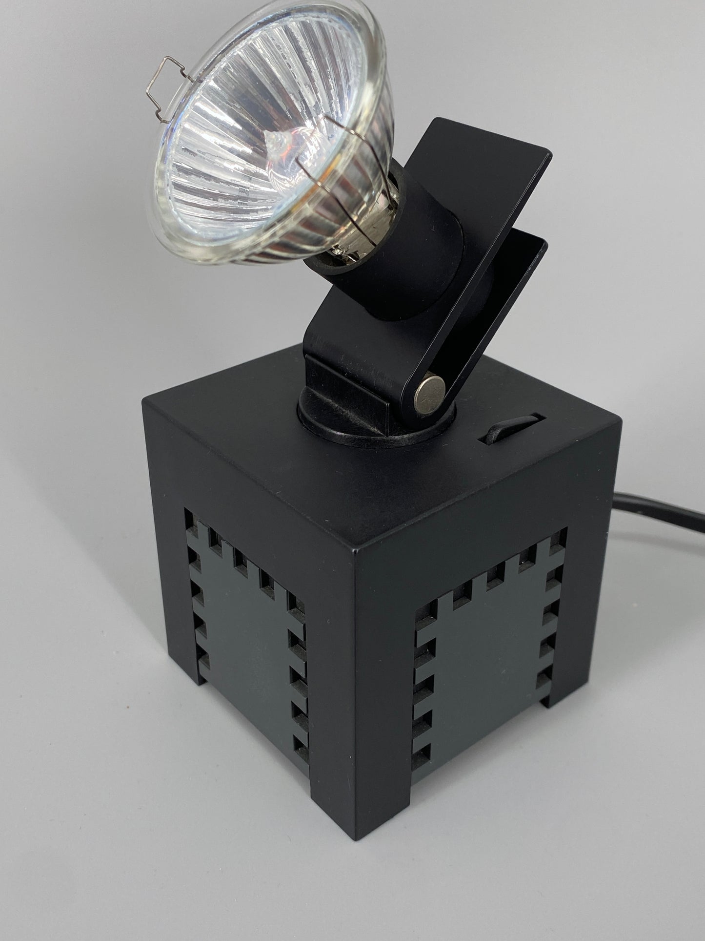 Postmoderner Minispot OSRAM KLR- 42311, Deutschland 1980er
