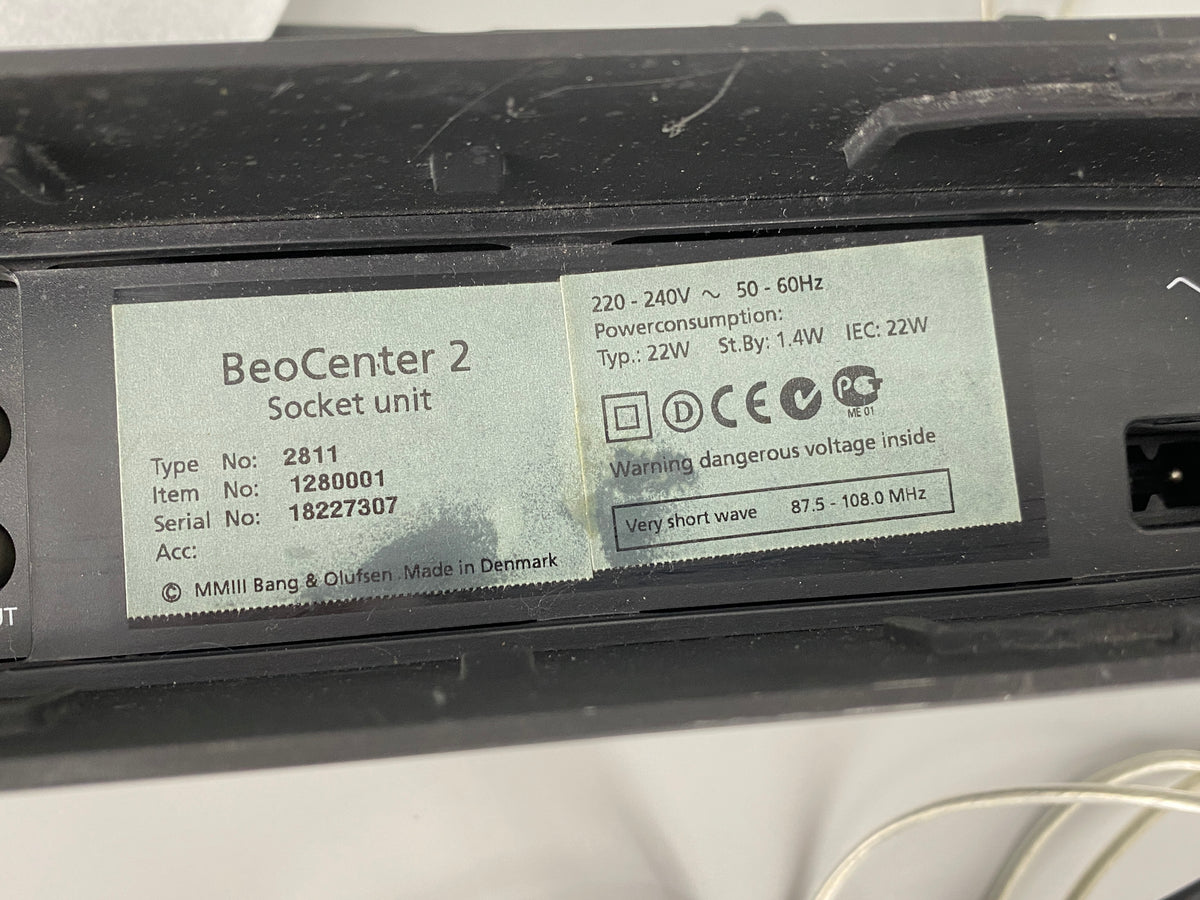 Hochwertiges Soundsystem bestehend aus BeoCenter 2 und BeoLab 14 von Bang und Olufsen, Dänemark