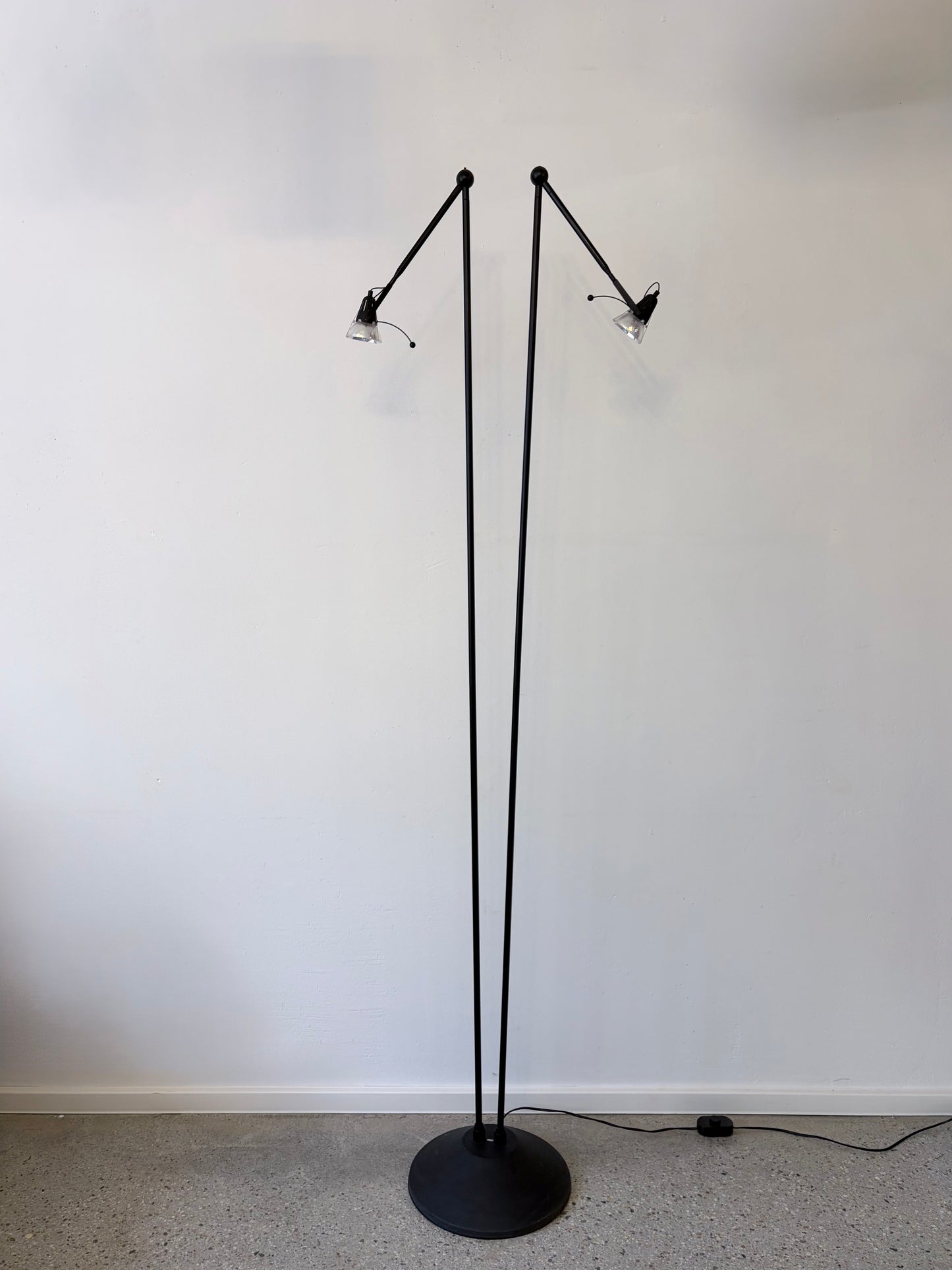 Postmoderne Stehlampe mit Teleskop-Armen von LUXO, Norwegen 1980er
