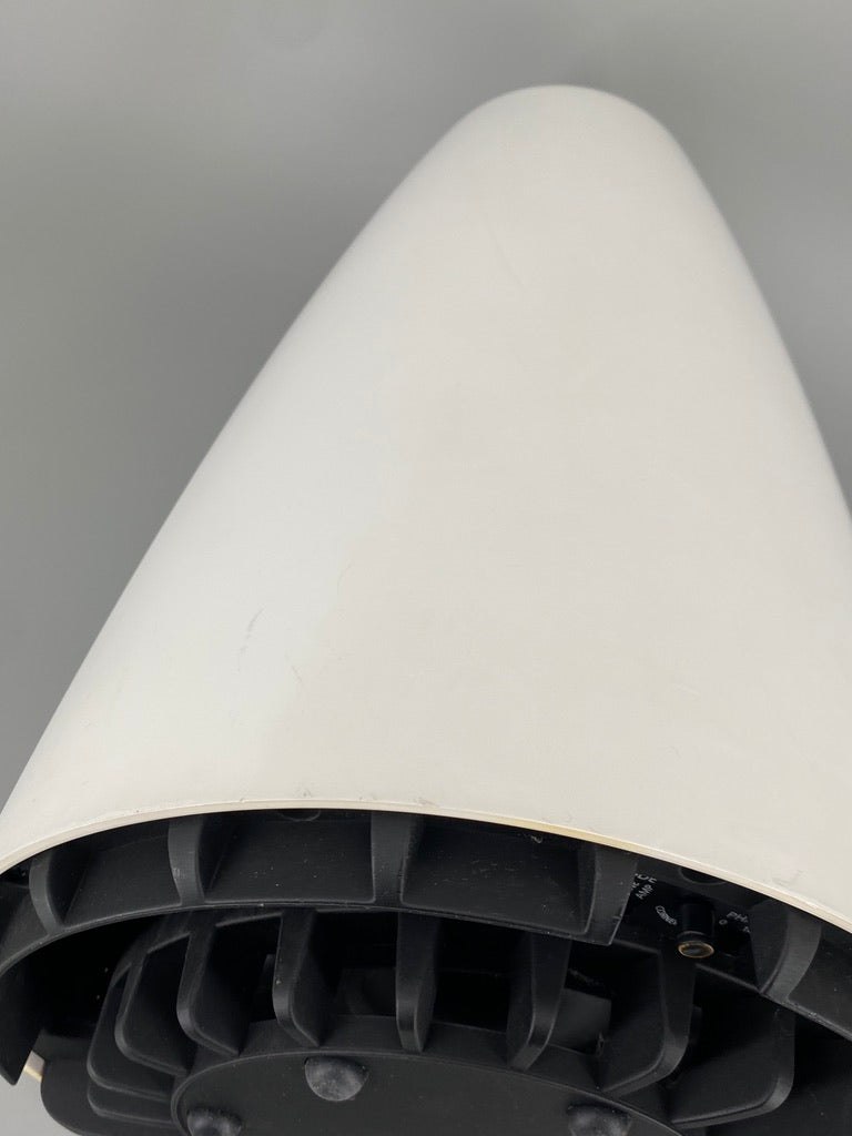 Hochwertiges Soundsystem bestehend aus BeoCenter 2 und BeoLab 14 von Bang und Olufsen, Dänemark