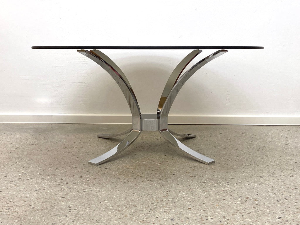 Space Age Design Couchtisch mit Rauchglasplatte und Chromgestell, 1970er
