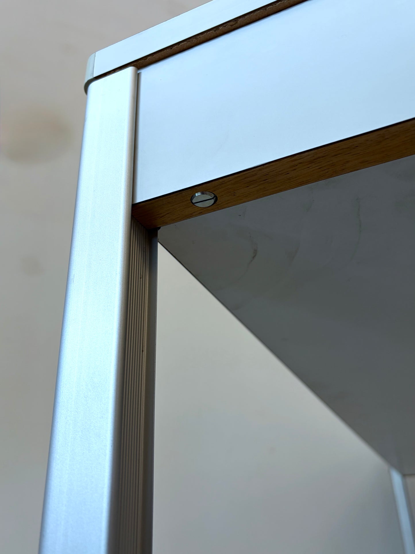 Schreibtisch mit Schreibmaschinenerweiterung von Dieter Rams für das Program 570 von Vitsoe, Deutschland um 1980