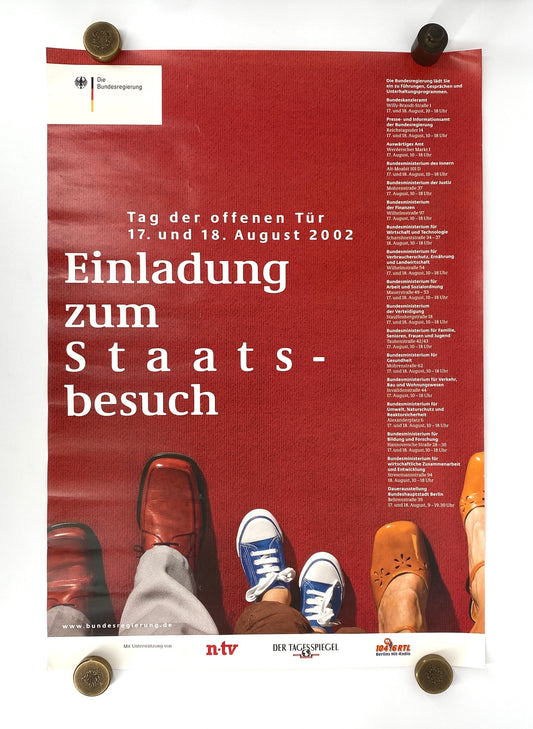 Plakat der Bundesregierung zum "Tag der offenen Tür"Berlin, Deutschland 2002