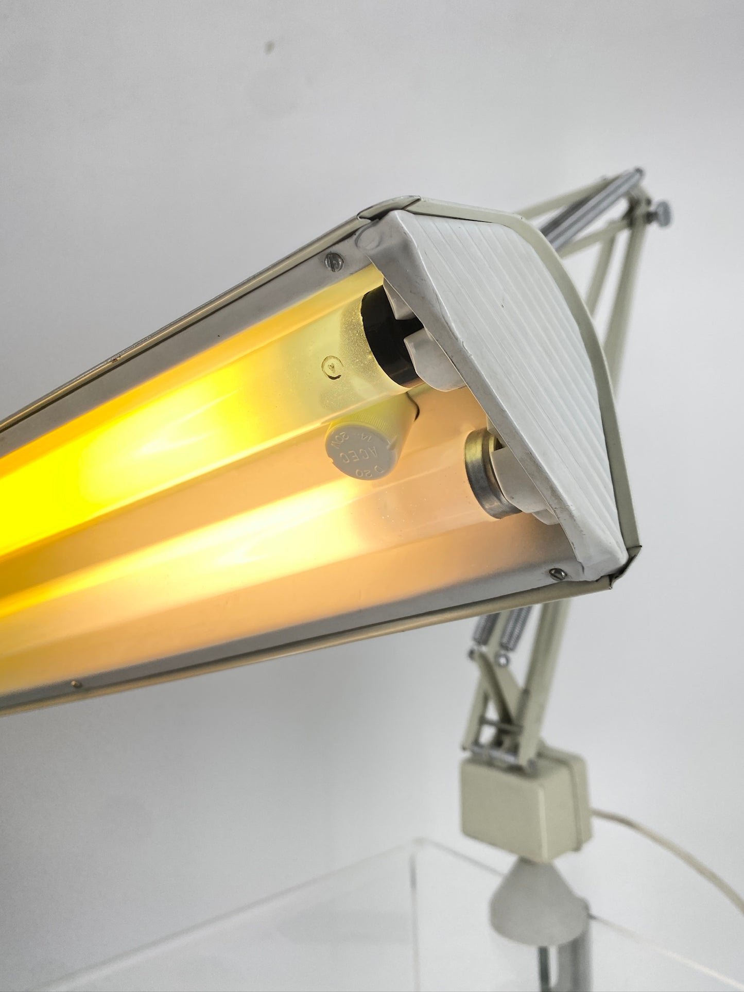 Schreibtischlampe 1001  mit zwei Neonröhren von LUXO, Norwegen 1970er