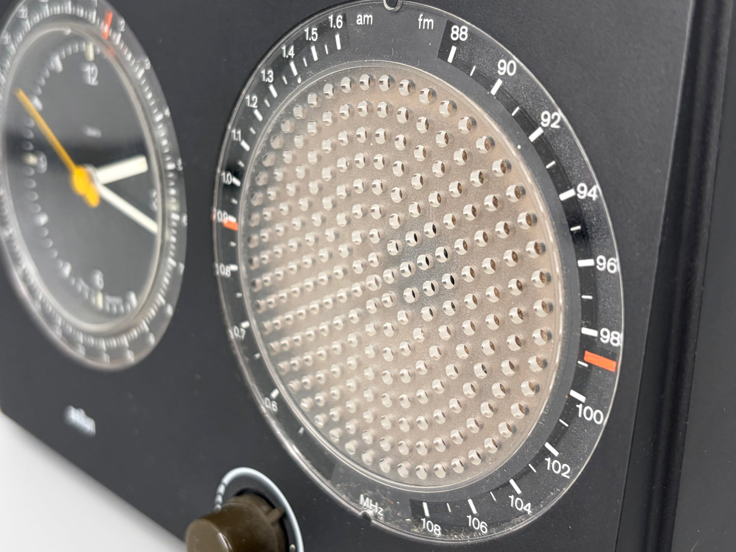 Radiowecker von Dieter Rams für BRAUN, Deutschland 1981