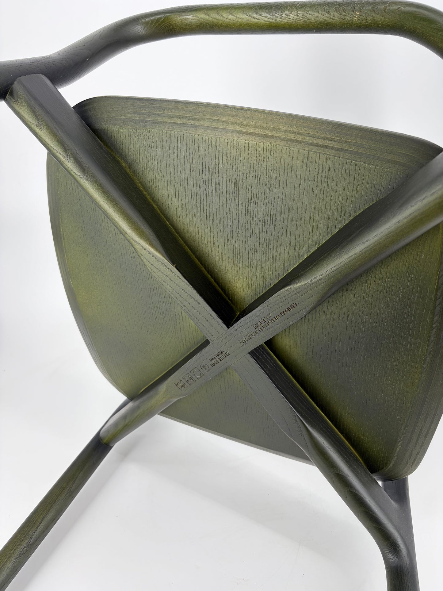 BRANCA Armlehnenstuhl aus Eschenholz- zeitgenössisches Design von Sam Hecht und Kim Collin für Mattiazzi, Italien 2010er