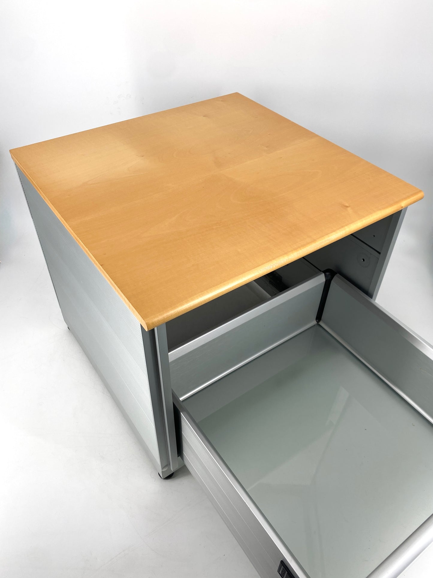 Quadratischer Schrank mit herausnehmbarer  Hängeregistratur von CAIMI EXPORT, Italien 1980er/1990er