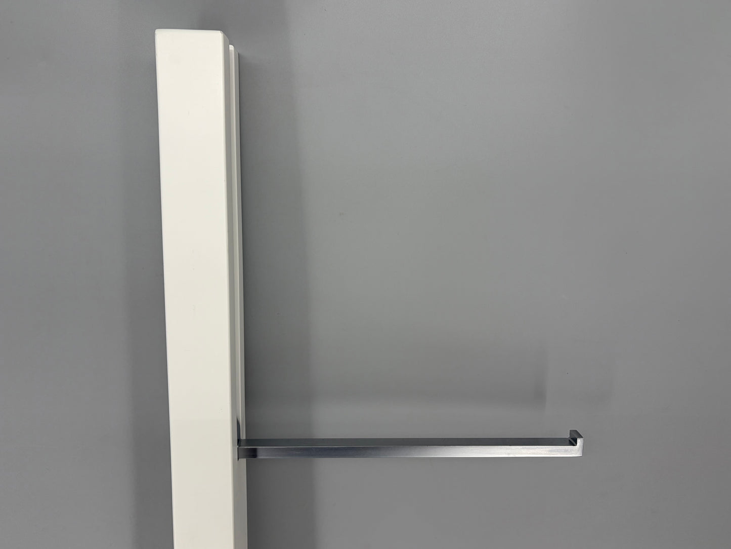 Wandgarderobe LINE von Schönbuch, Minimal Design, Deutschland 2013