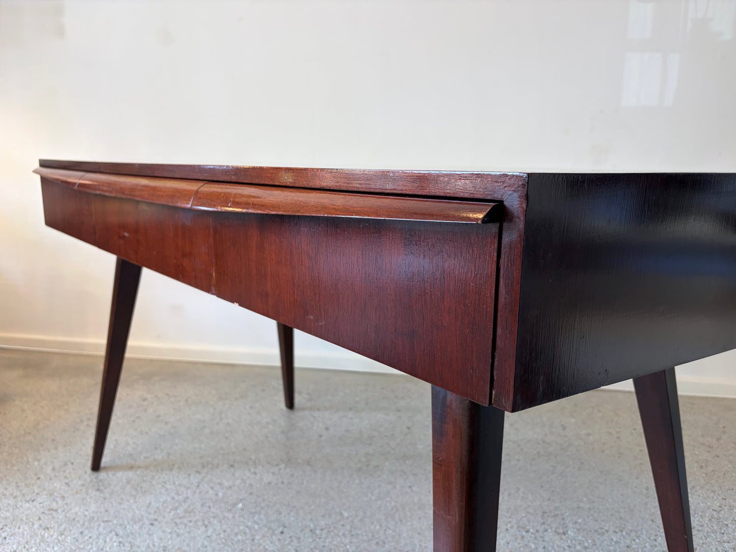 Mid Century Design Schreibtisch mit Buchablage, Deutschland 1950er