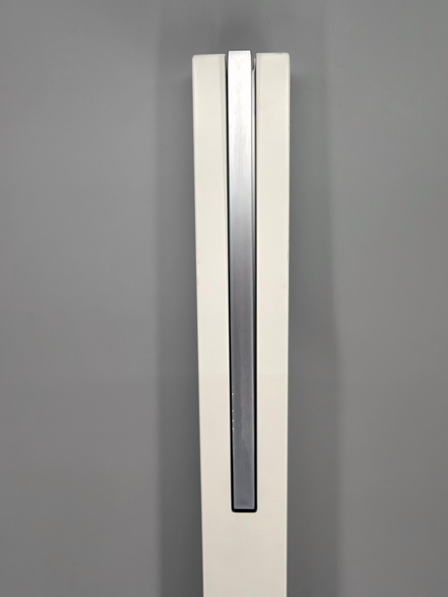 Wandgarderobe LINE von Schönbuch, Minimal Design, Deutschland 2013