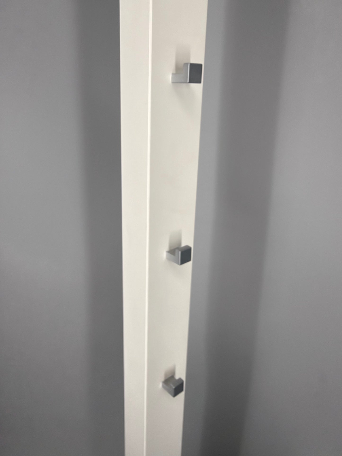 Wandgarderobe LINE von Schönbuch, Minimal Design, Deutschland 2013