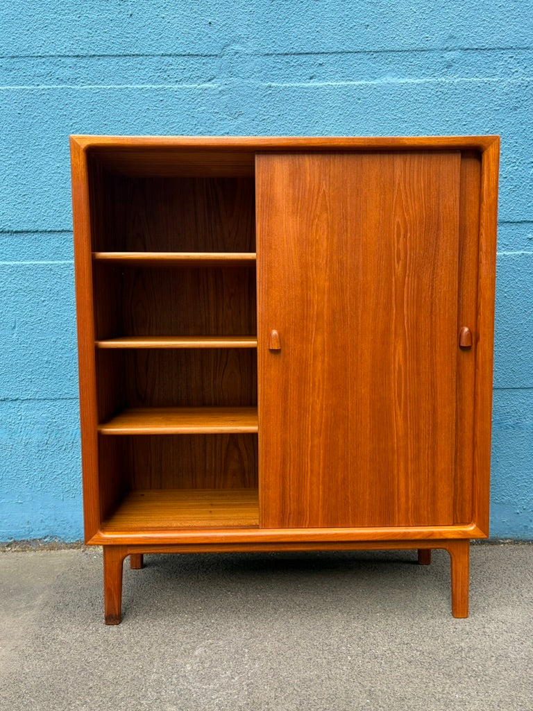 Mid Century Design Highboard aus Dänemark, 1960er