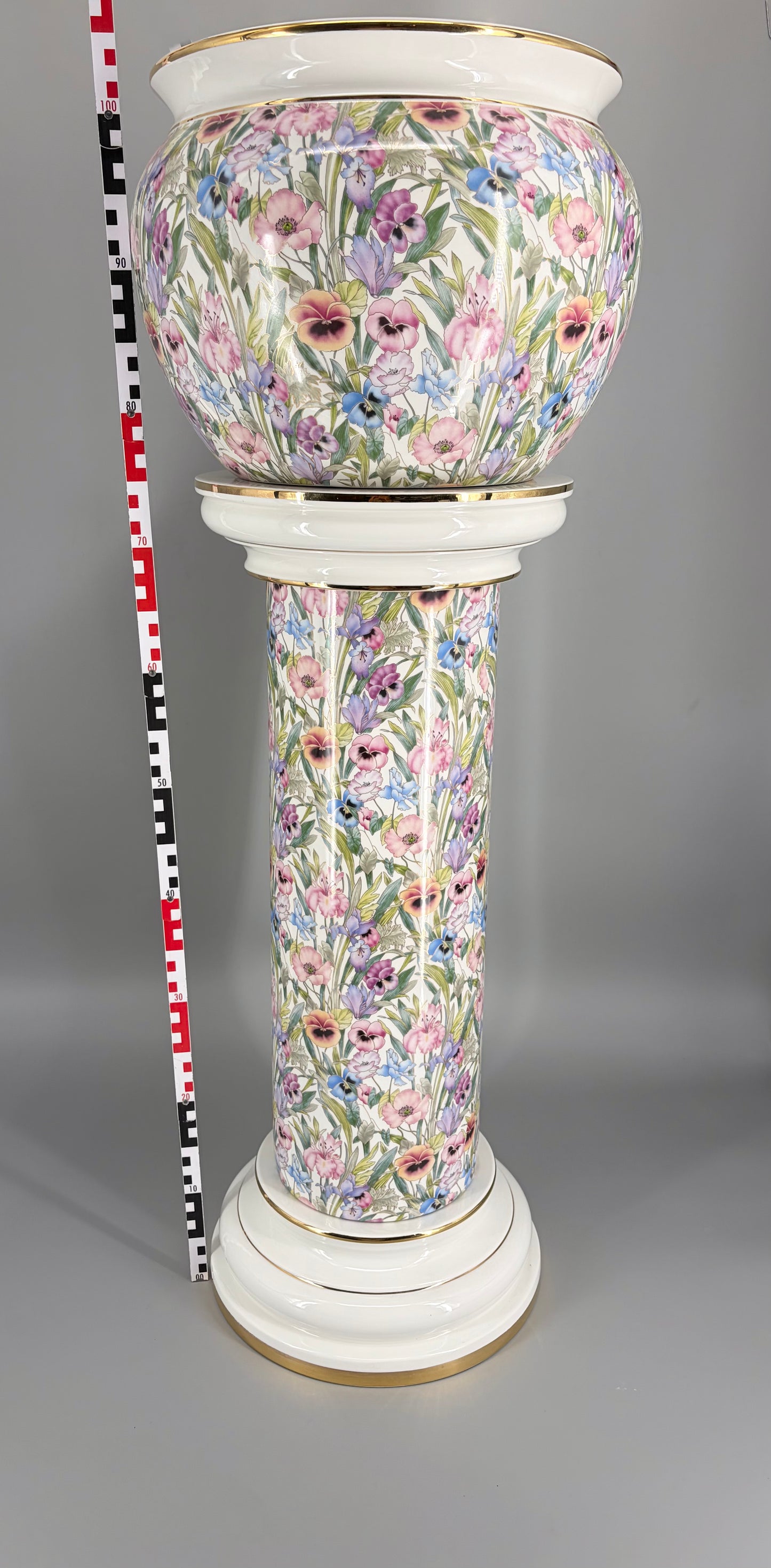 Planzsäule aus Keramik mit floralem Chintz-Muster, in 24 Karat vergoldet von Austrolux, Österreich