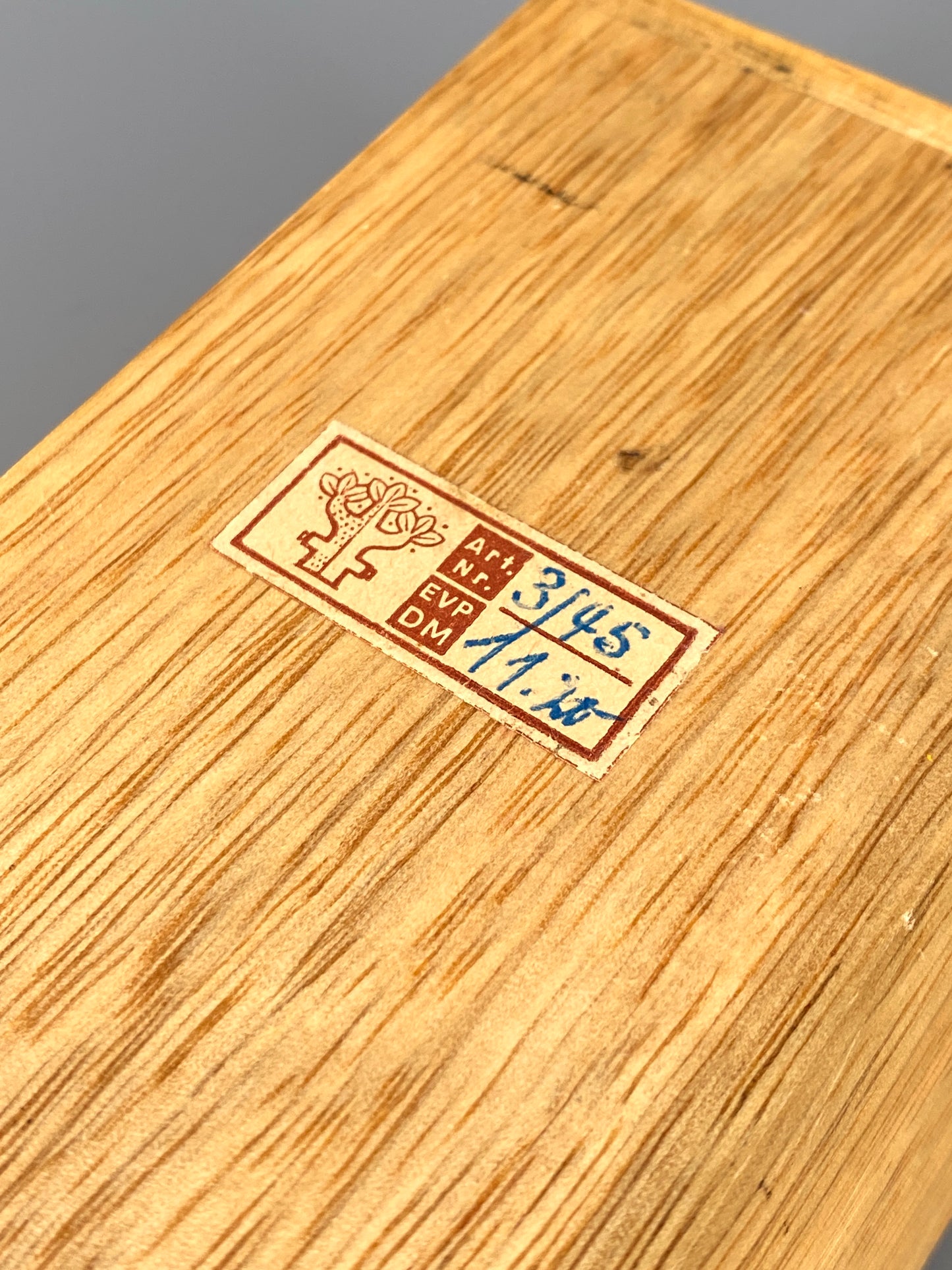 Holzschatulle mit Verzierungen, DDR