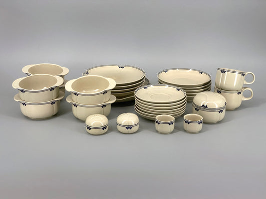 30 Teiliges Service "Form ohne Namen" Astrid von Bjørn Wiinblad für Rosenthal, 1970er