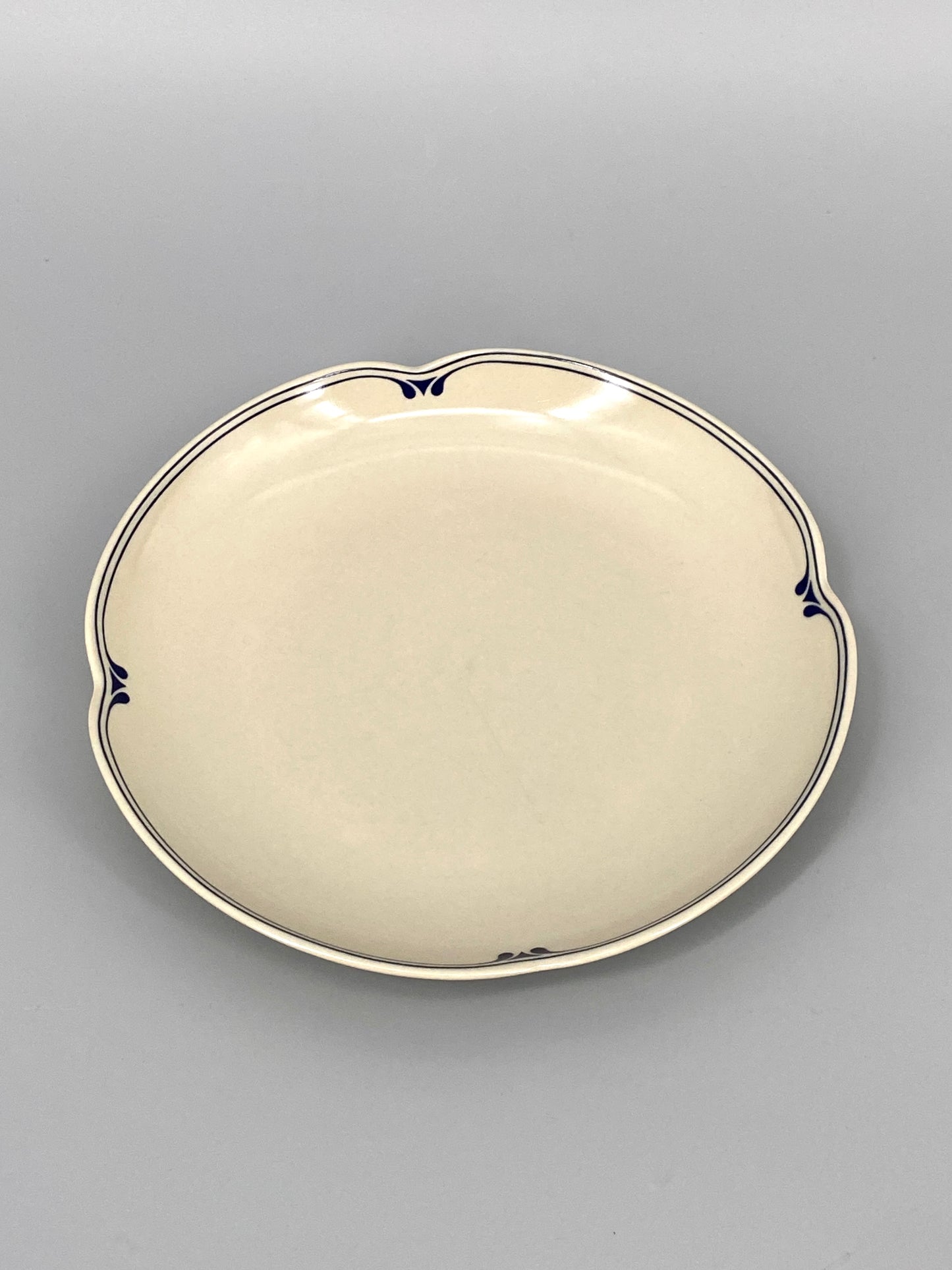 30 Teiliges Service "Form ohne Namen" Astrid von Bjørn Wiinblad für Rosenthal, 1970er