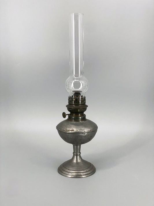 antike Petroleumlampe aus Zinn, gestempelt, 19. Jhd.