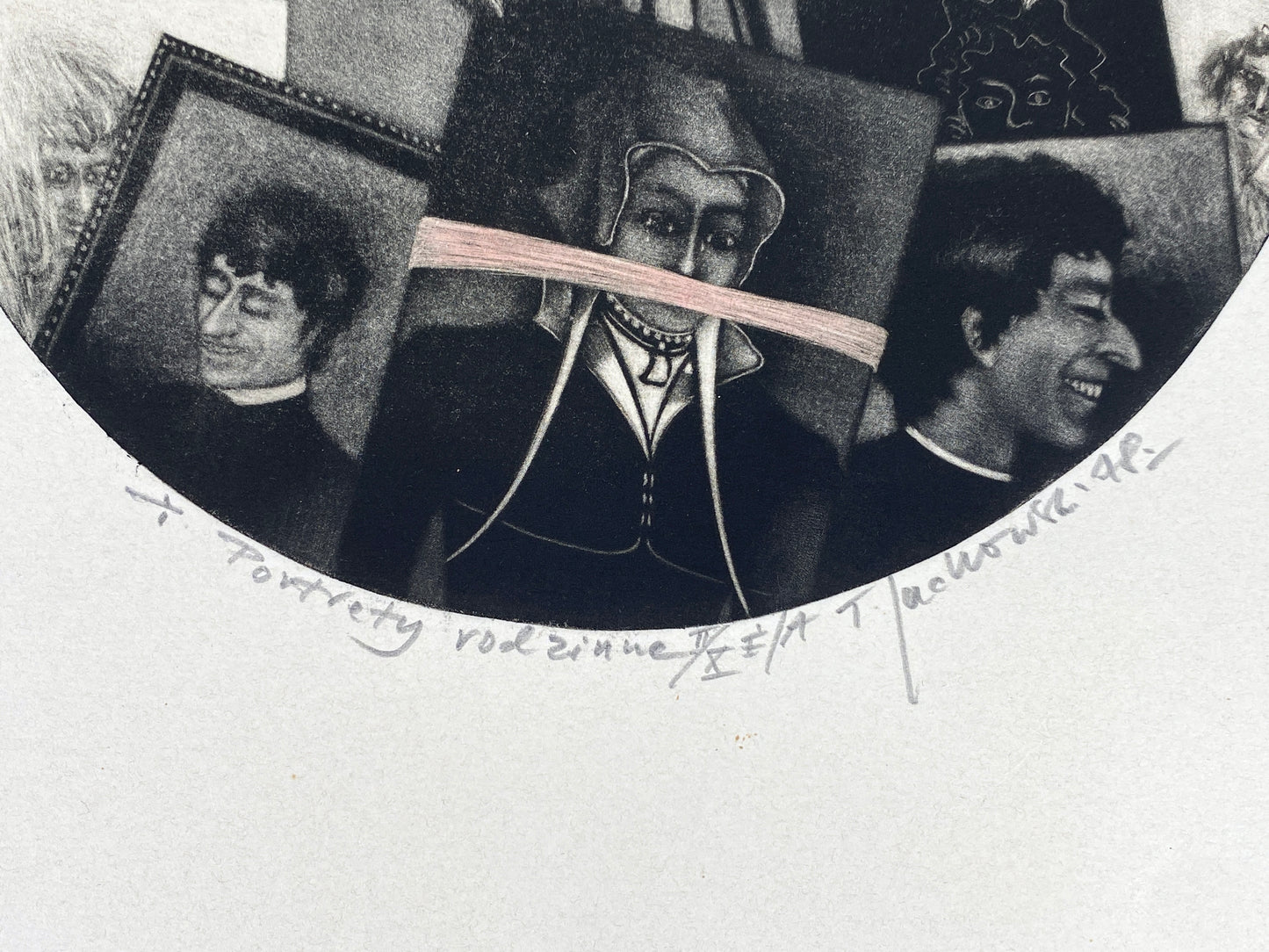 Mezzotinto-Radierung „Portrety rodzinne“ (Familienporträts) vom polnischen Künstler Tadeusz Jackowski, 1978