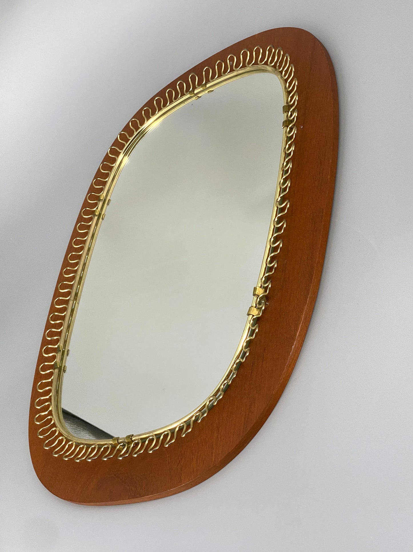 Mid Century Spiegel aus Teakholz, 1950er
