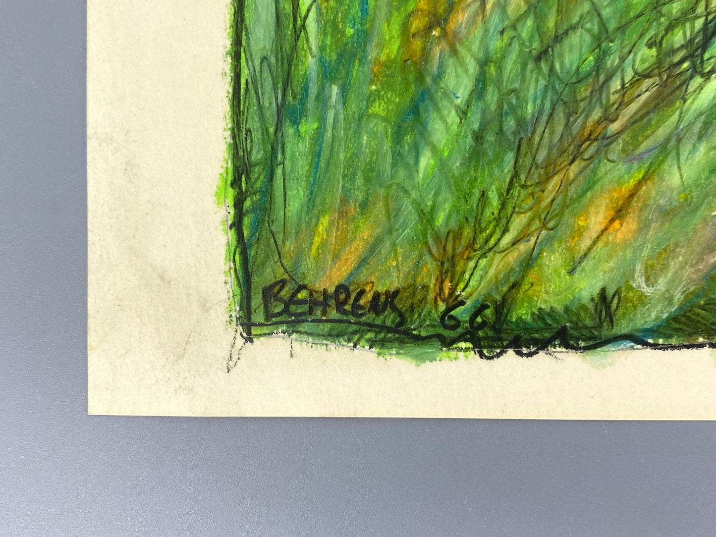 Expressives Ölkreide-Gemälde auf Papier von Schoeller Turm mit einer Signatur von Behrens, 1966