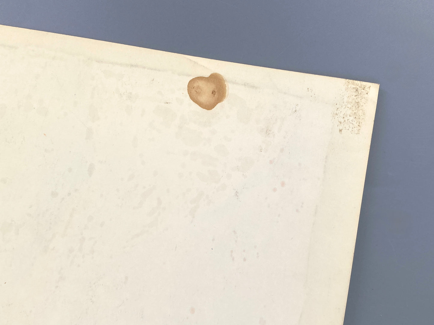 Expressives Ölkreide-Gemälde auf Papier von Schoeller Turm mit einer Signatur von Behrens, 1966