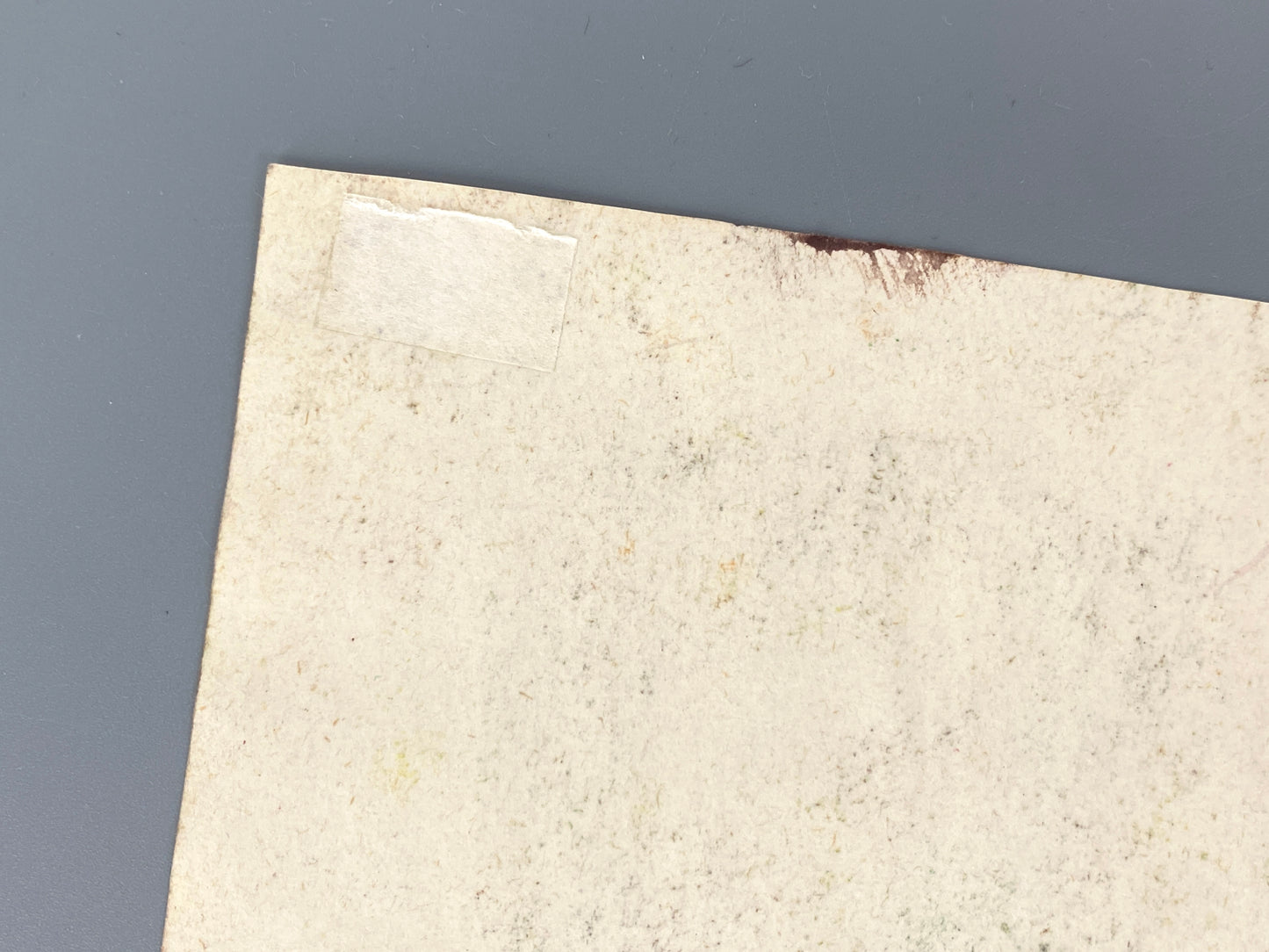 Expressives Mischtechnik-Gemälde (Aquarell, Pastellkreide, Tusche) auf Papier, Stilleben mit Blumenstrauß, 1978