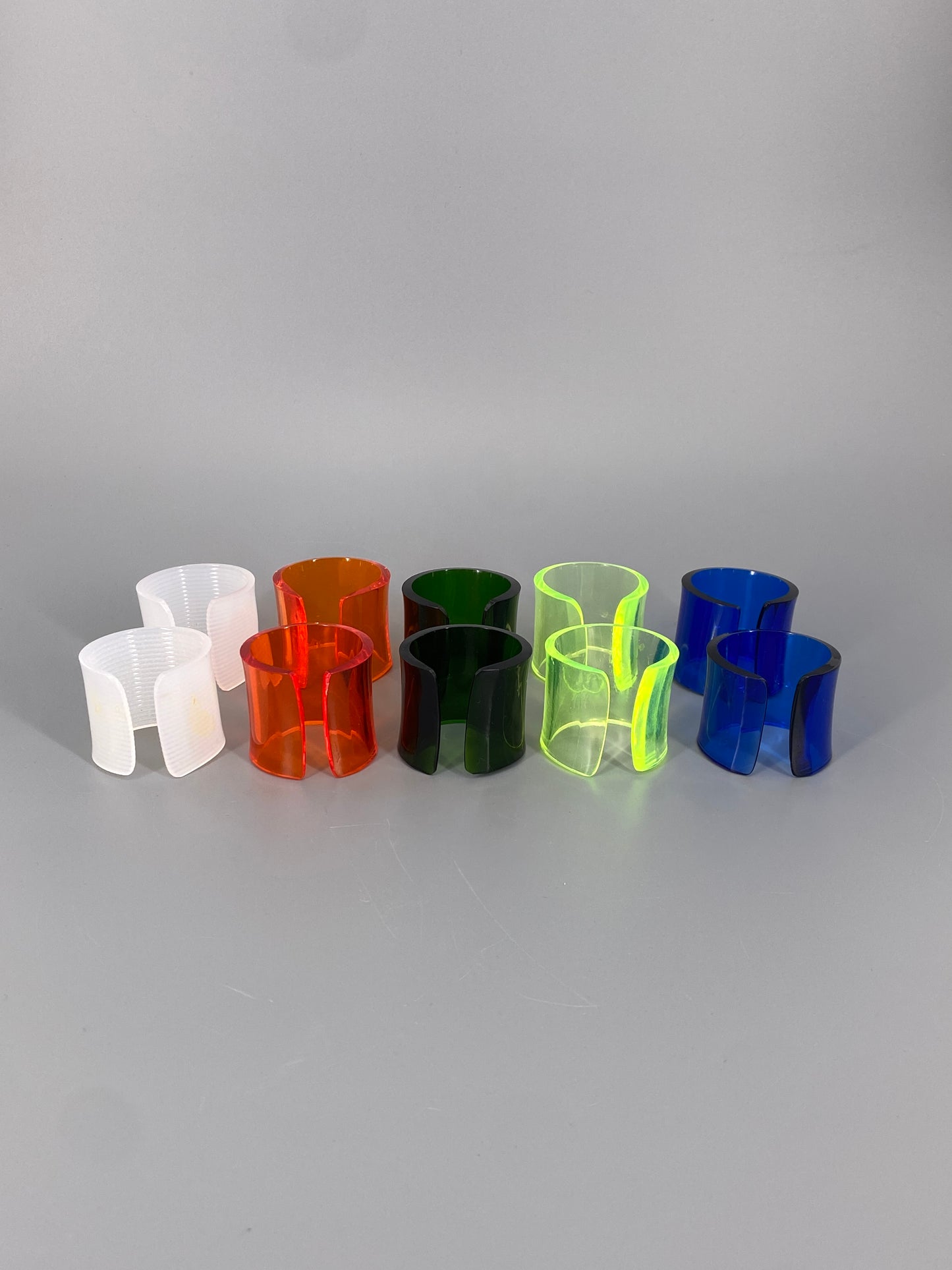 10 Bunte Serviettenringe aus Kunststoff, Vintage