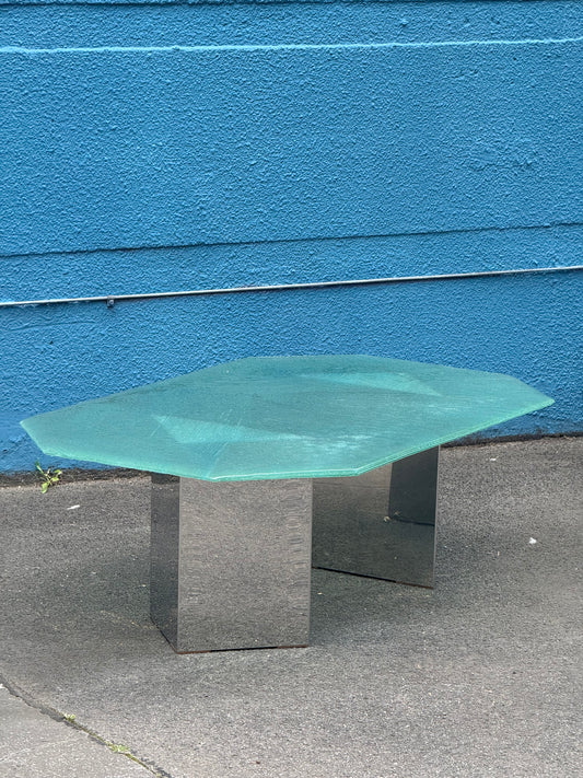 Postmoderner Couchtisch mit Struktur-Glasplatte, um 1980