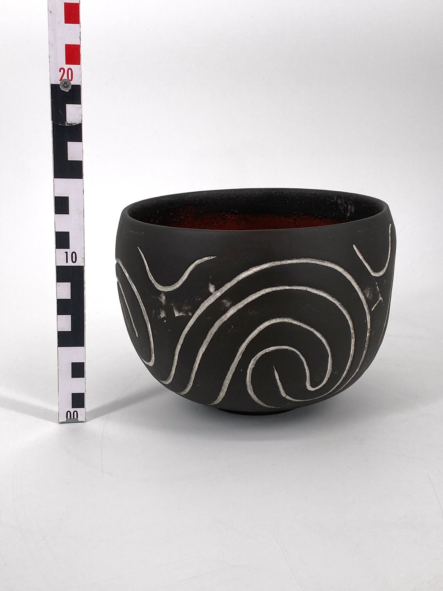 Keramik Schale mit Ritzmuster, Replika des Museums Worms