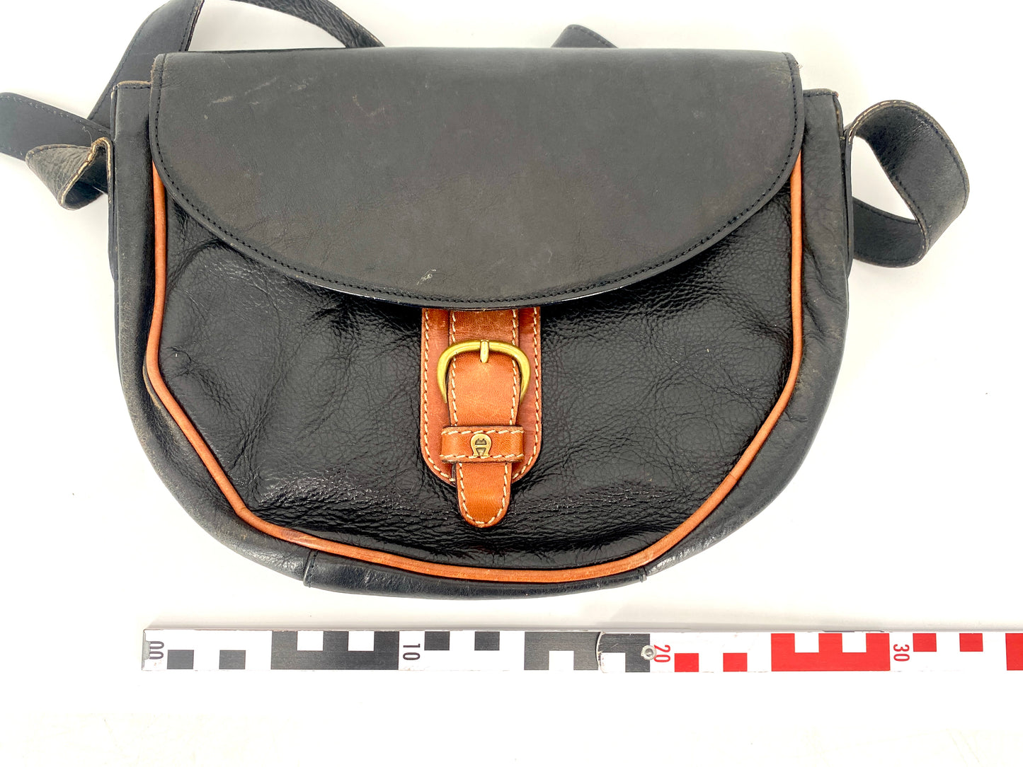 Aigner Taschen-Konvolut 4x Mini, mit Staubbeutel