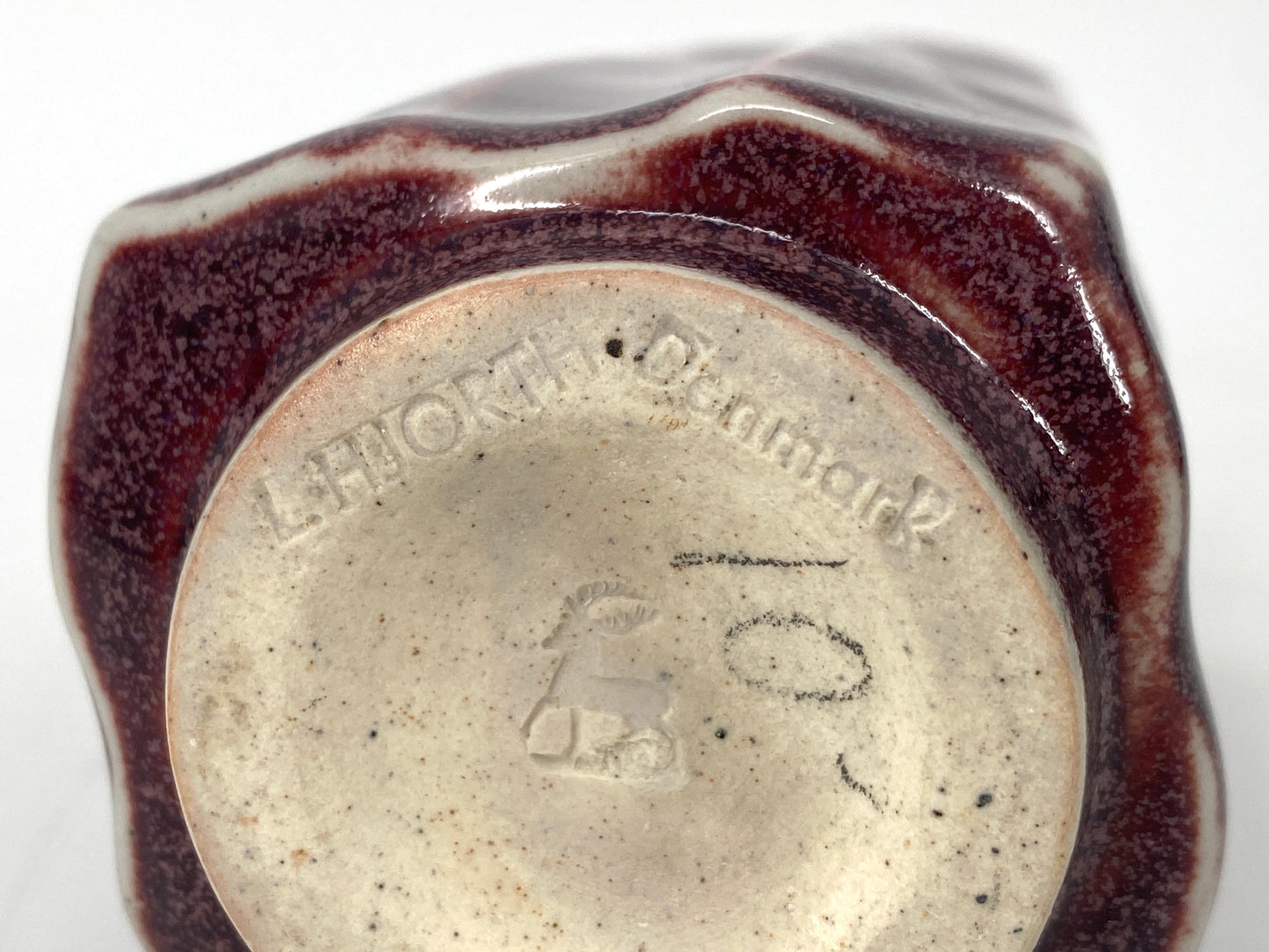 kleine Vase aus Steinzeug von L. Hjorth, Dänemark, 1950er