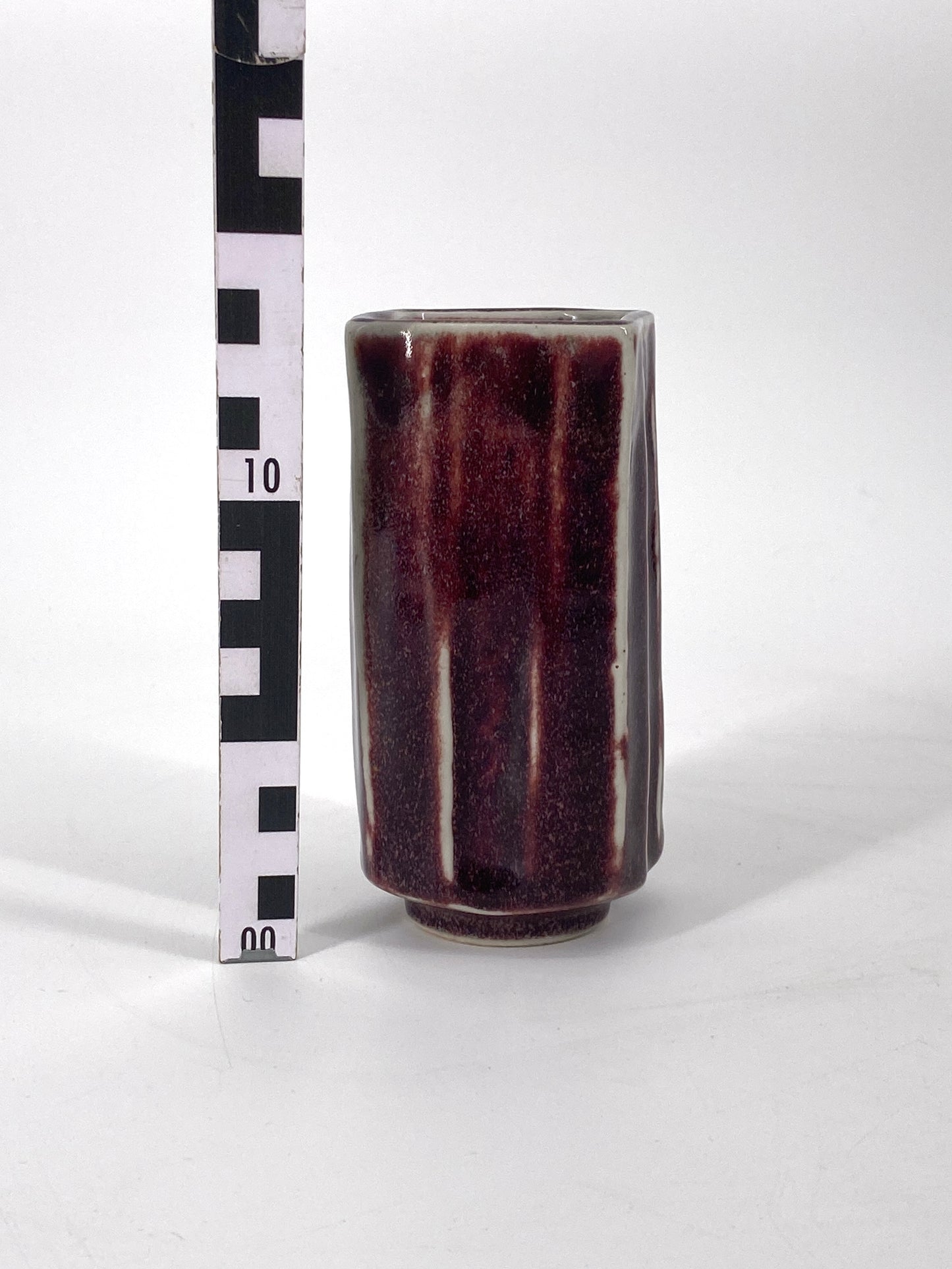 kleine Vase aus Steinzeug von L. Hjorth, Dänemark, 1950er