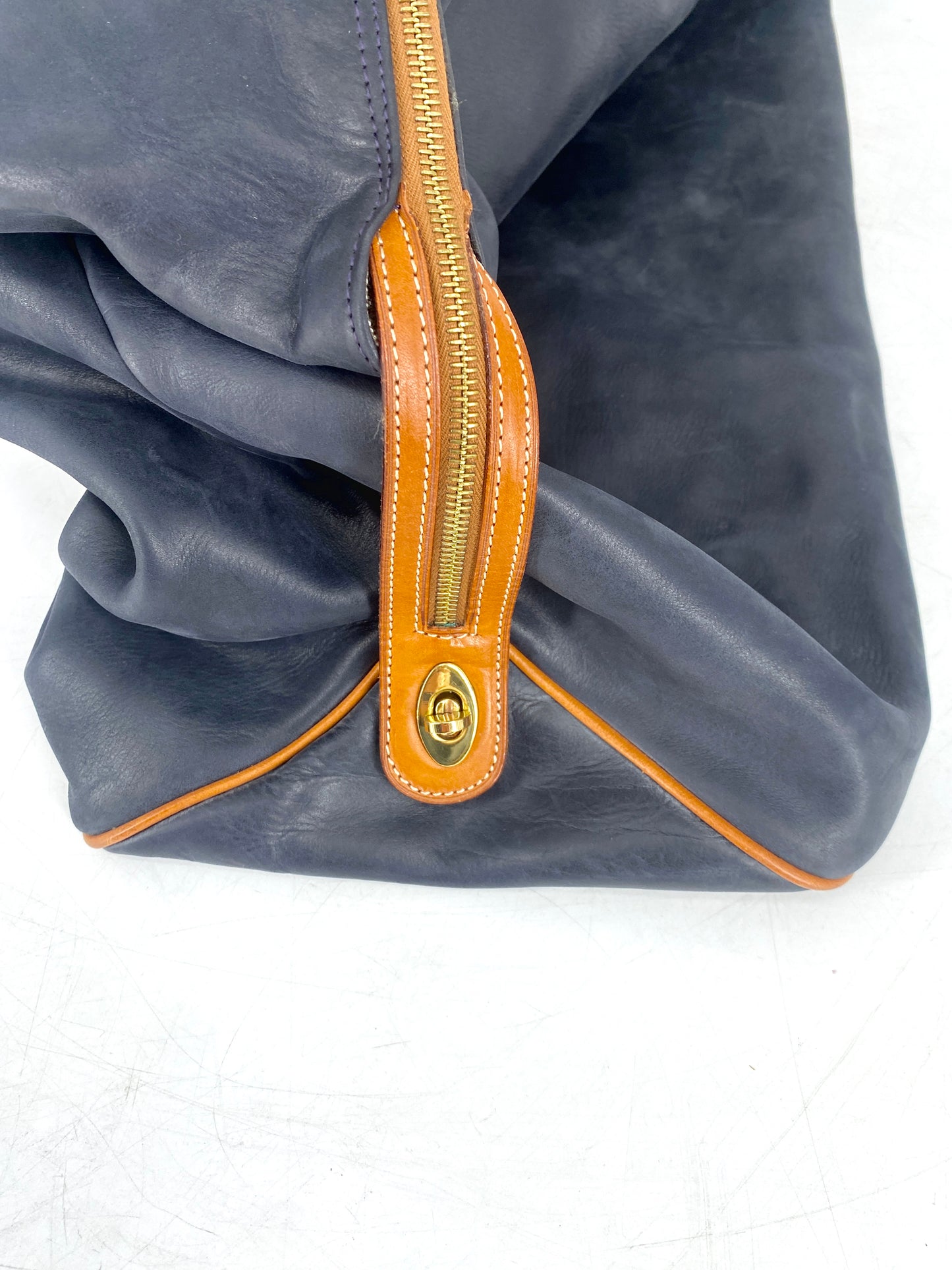 Aigner Vintage Trage Reisetasche Weekender, konvertiertbar. Im Staubbeutel