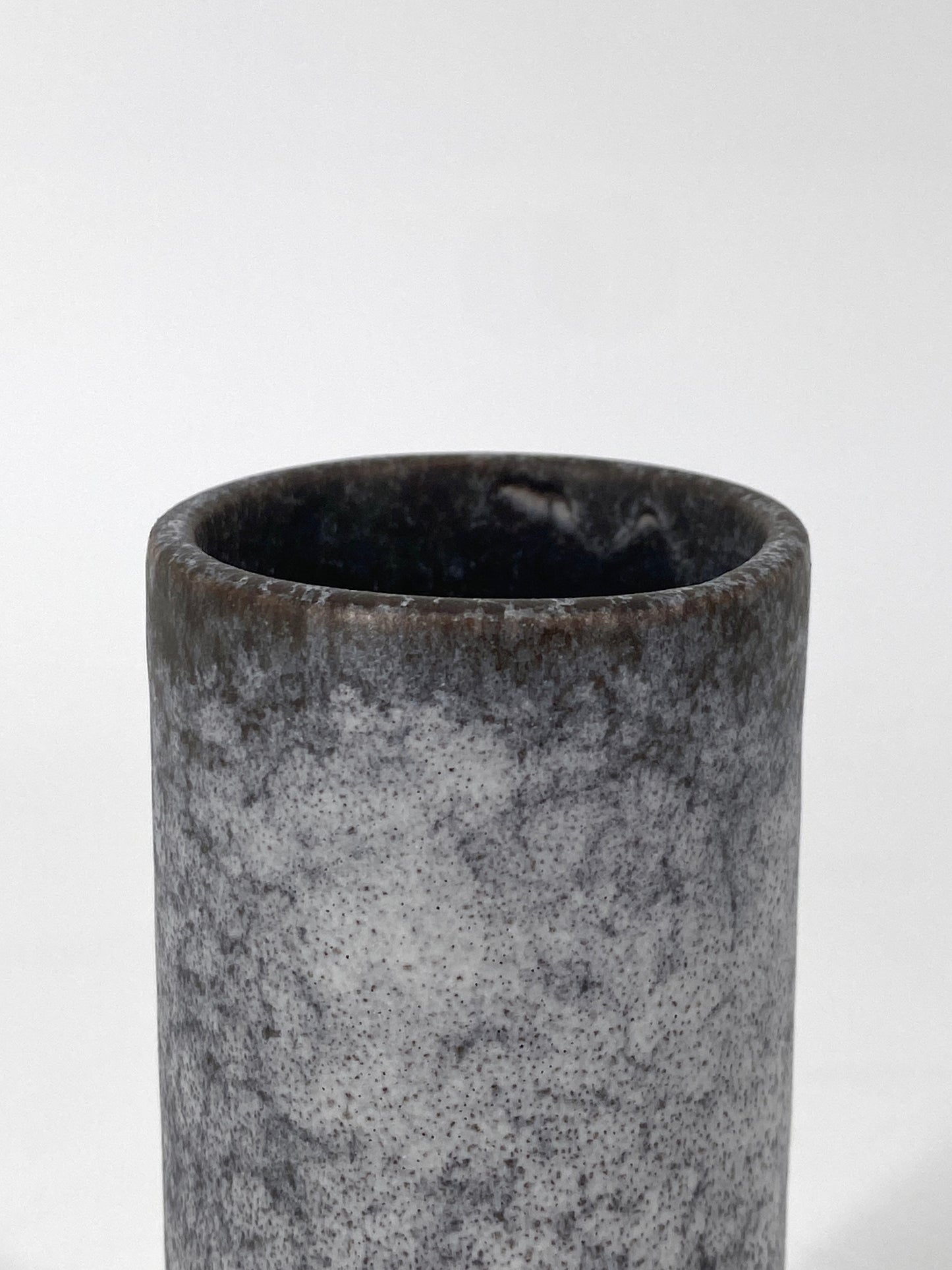 kleine zylindrische Studiokeramik Vase von Peter Delius, Hamelner Töpferei, 60er