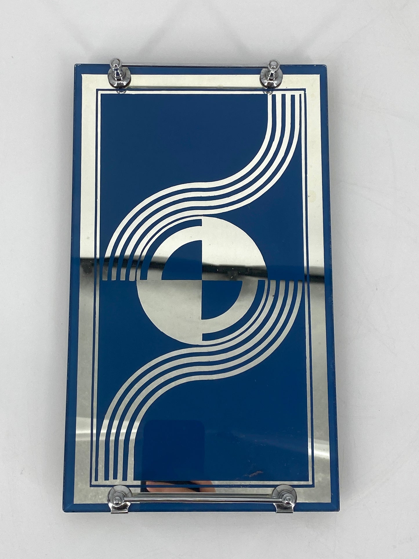 Art Deco Serviertablett mit blauem geometrischen Muster, verspiegeltes Glas, 30er