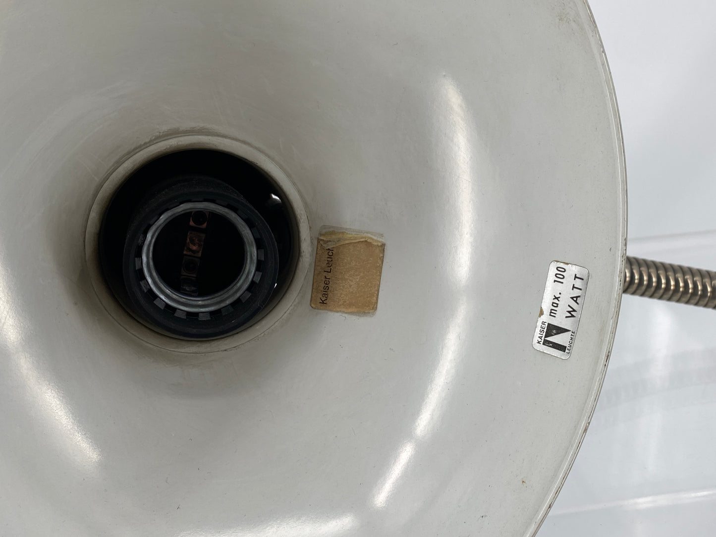 Schreibtsich-Klemmlampe von Kaiser Idell im Bauhaus-Design, Deutschland