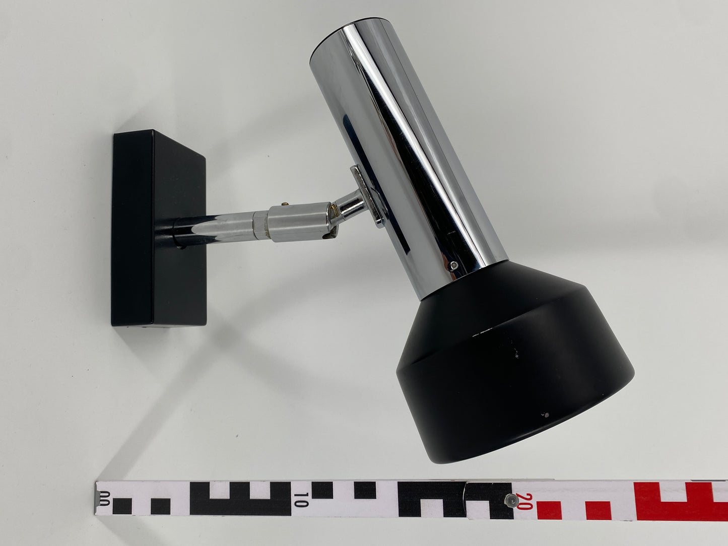 Wandlampe verchrohmt im Space Age / Minimal Design, Deutschland 1970er