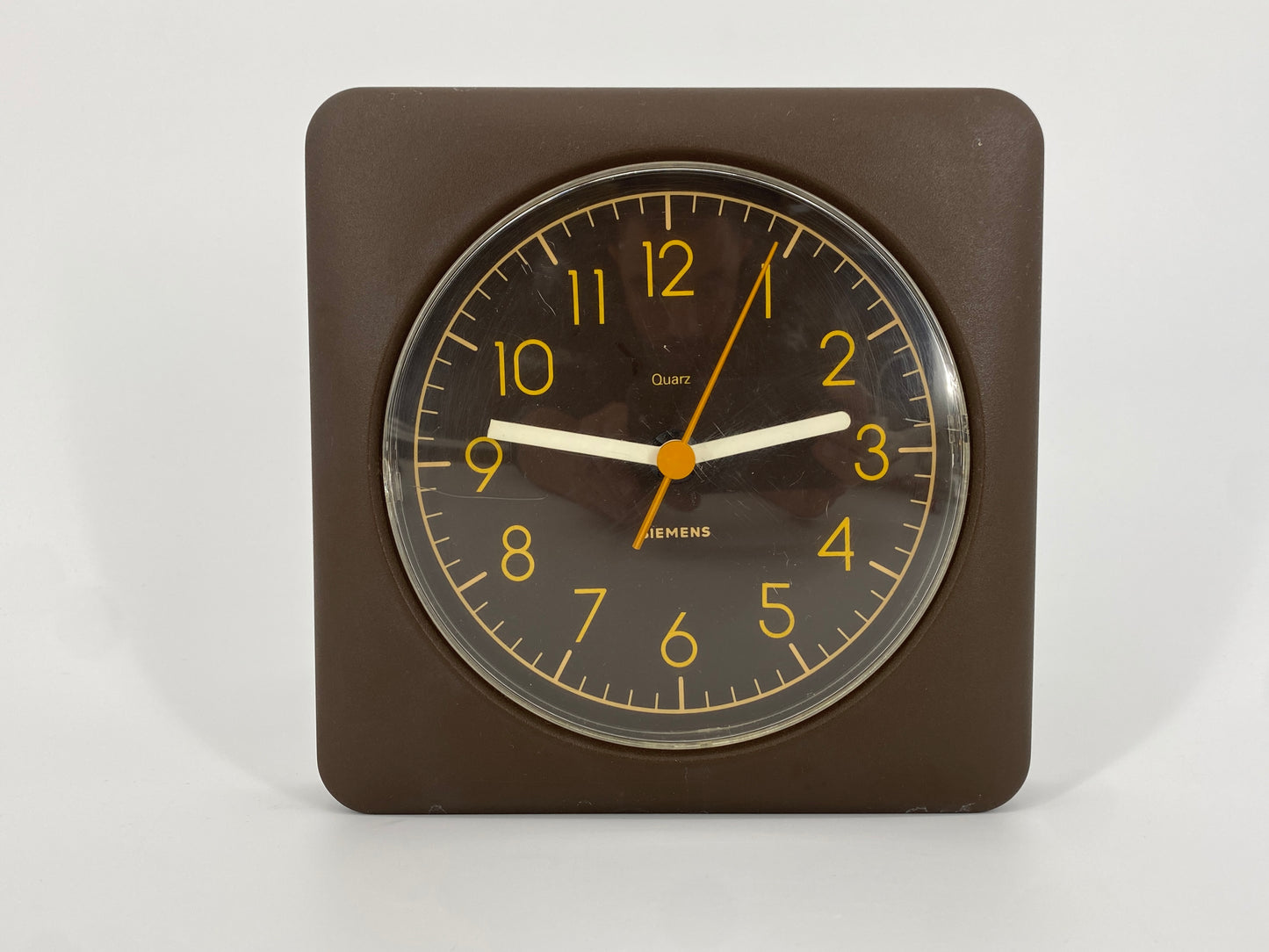 Wanduhr von Siemens im 1970er Jahre Design, Deutschland