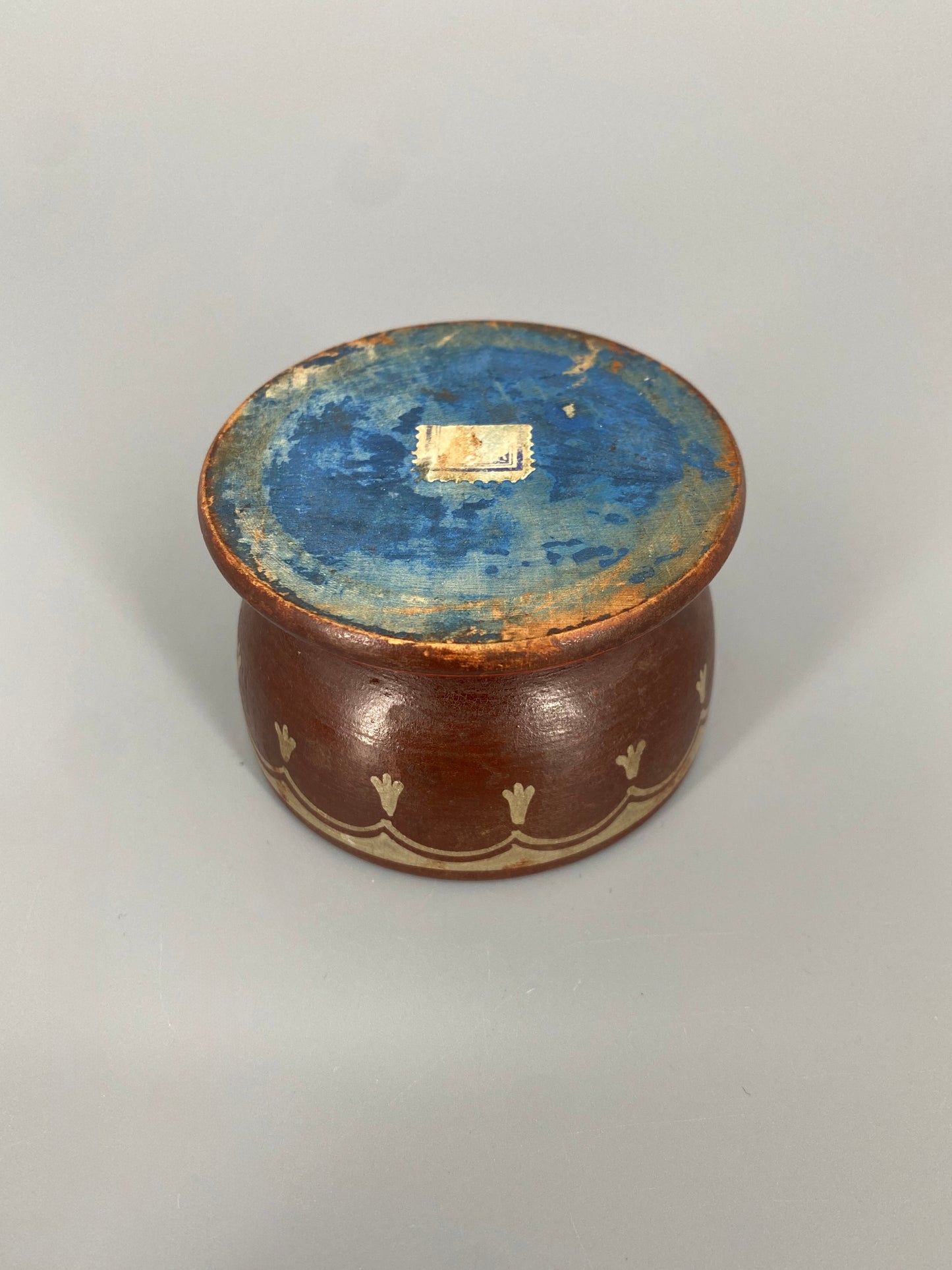 Konvolut aus handbemalten Holzdöschen, 19-20. Jh.