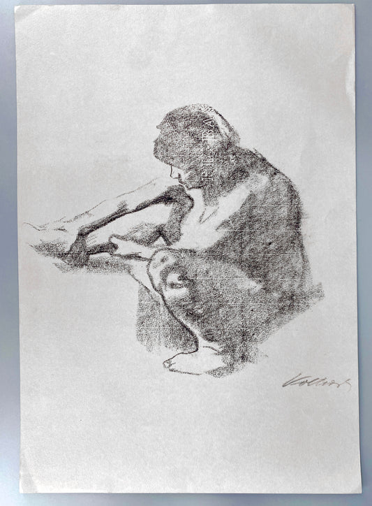 Käthe Kollwitz - Sitzende Frau im Profil, nach links. Kohlezeichnung, Hochwertige Reproduktion
