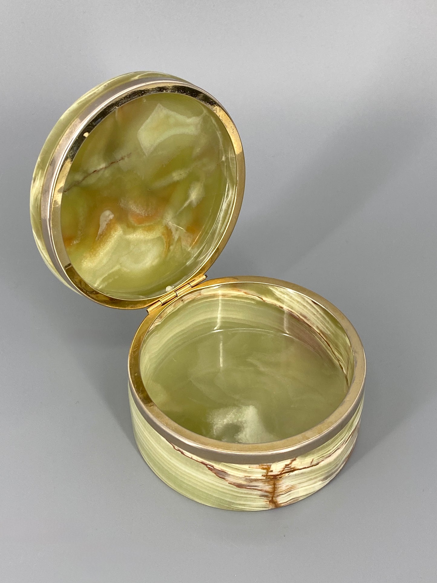 Raucherset von Erhard, Feuerzeug und Dose