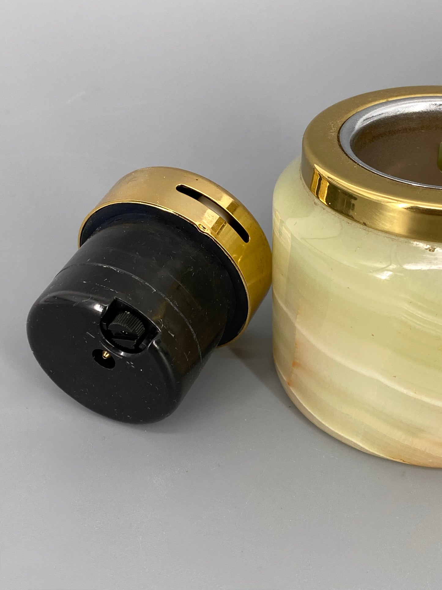 Raucherset von Erhard, Feuerzeug und Dose